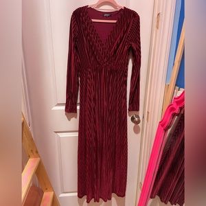 BKMJC red long sleeve maxi velvet dress medium